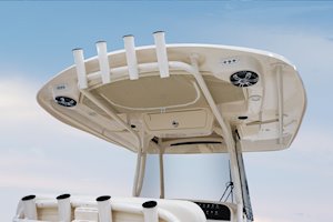 Grady-White Canyon 271 27-foot center console t-top
