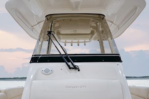 Grady-White Canyon 271 27-foot center console windshield