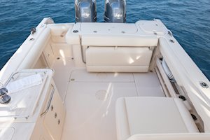 Grady-White Freedom 275 27-foot dual console boat cockpit