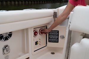 Grady-White Freedom 285 28-foot dual console boat battery select switches