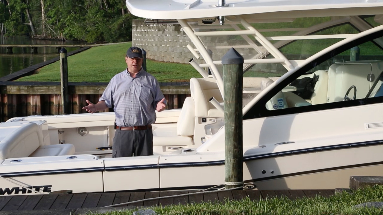 This docking demo will have you going into the slip with ease.