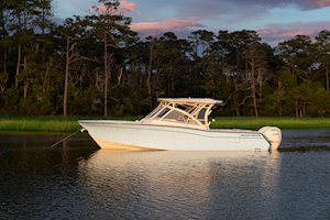 Grady-White Freedom 307 30-foot dual console port side