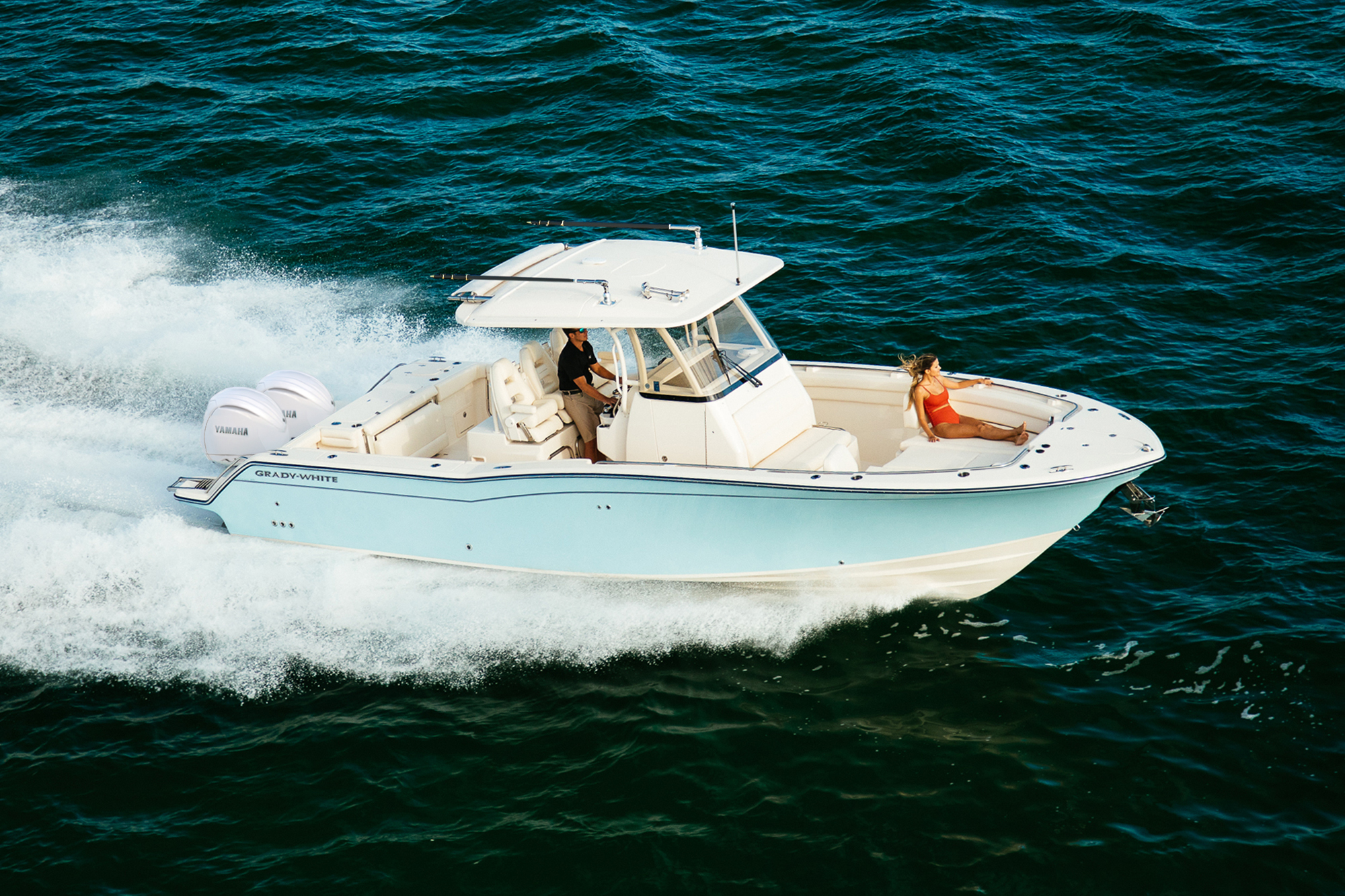 Grady-White Canyon 326 32-foot center console running