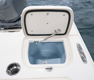 Grady-White Canyon 271 27-foot center console livewell