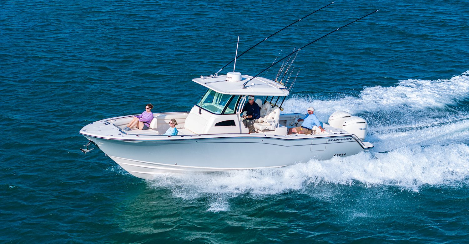 Grady-White | Canyon 326 Center Console