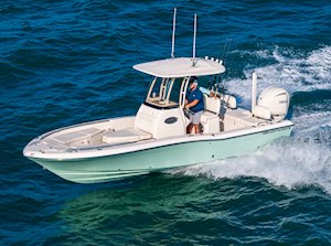 Grady-White 251 CE 25-foot Coastal Explorer fishing boat running