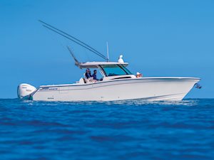 Grady-White Canyon 386 center console starboard side cruising
