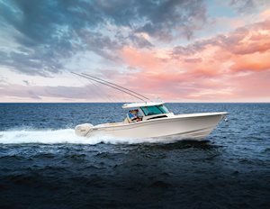 Grady-White Canyon 386 running with starboard side showing