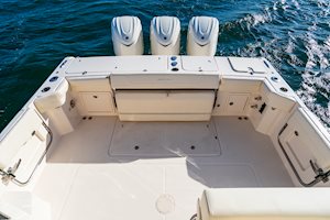 Grady-White Boats Express 340 33-foot Express Cabin cockpit